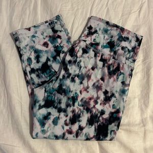 Go-Dry Cropped Workout Pants